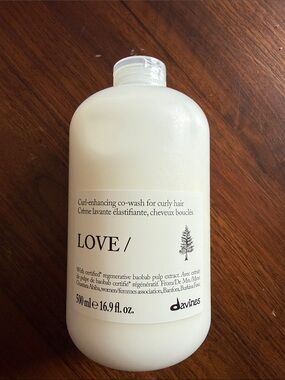 Davines LOVE/ Curl-Enhancing Co-Wash - 500 ml new